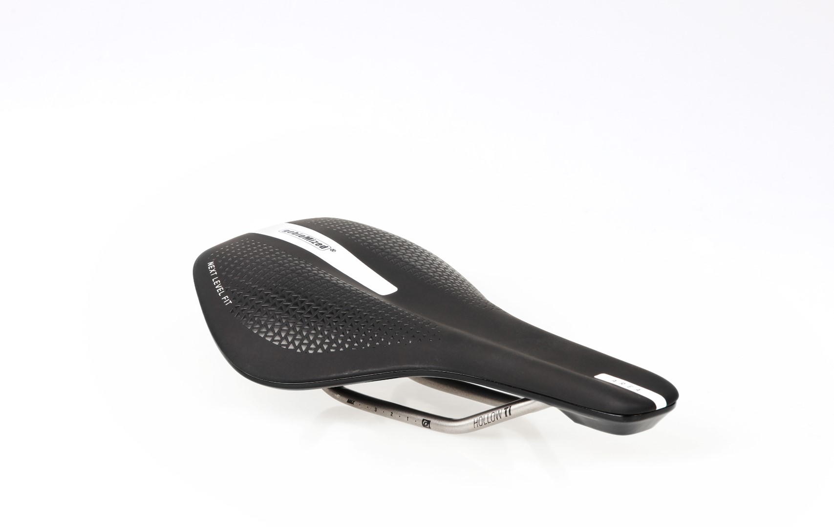 GebioMized siodło Area 145mm z tunelem