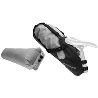Torba pod siodło BLACKBURN OUTPOST SEAT PACK 10,5l z workiem wodoodpornym czarna